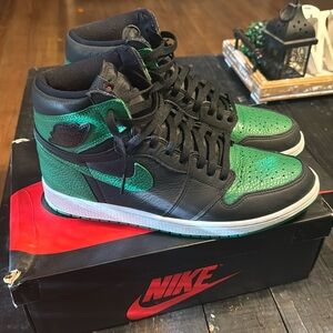 Jordan 1 Retro High Pine Green Black
